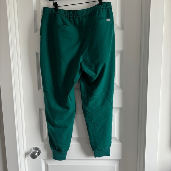 Figs Tansen Joggers - Picture 2 of 3